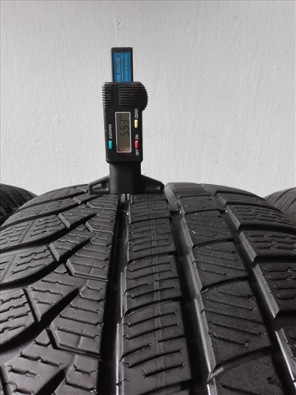 245/45R18 Pirelli téli gumi garnitúra 245/45 r18 2. kép