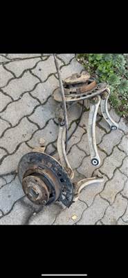 Volkswagen Touareg bal jobb hátsó csonkállvány 