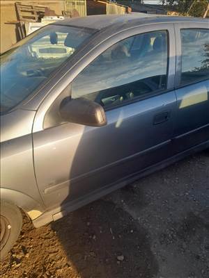 Opel astra g bal első ajtó z155
