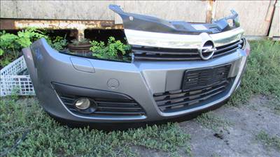 Opel Astra H első lökhárító (54.)