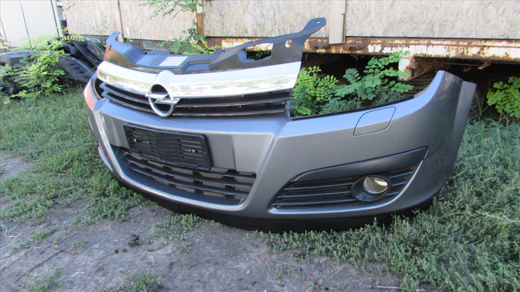 Opel Astra H első lökhárító (54.) 3. kép