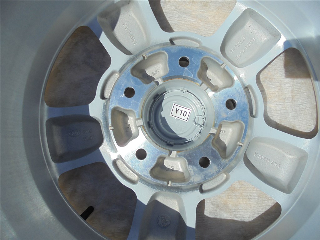 17-es KIA gyári alufelni mint az új eladó 9. kép