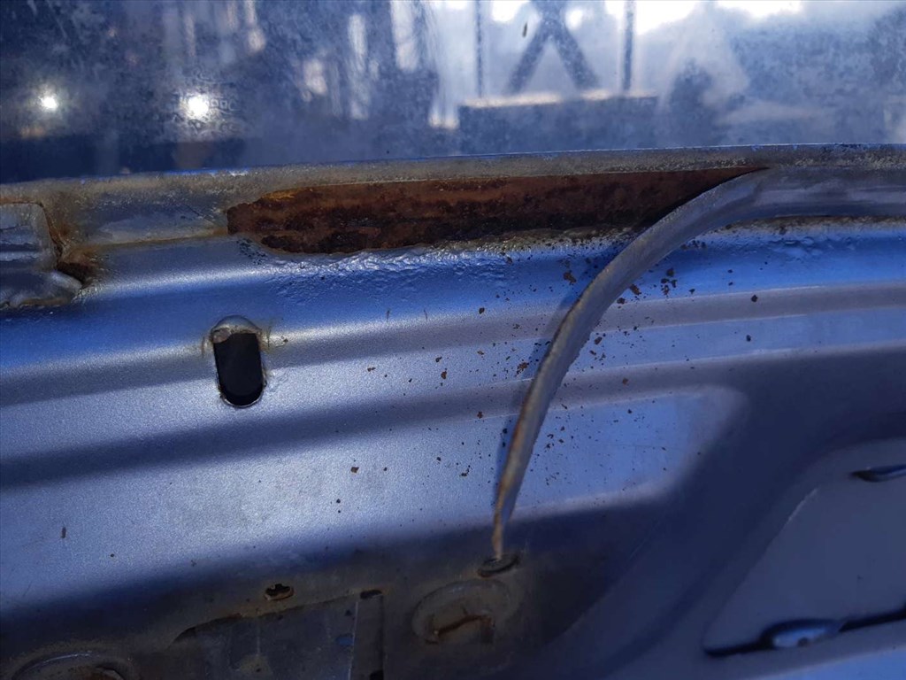 Ford Mondeo III Motorháztetõ 4. kép