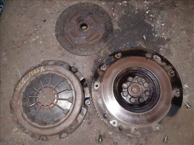 Suzuki SX4 Kuplung Szett + Egytömegű Lendkerék