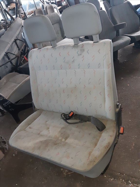 Volkswagen Transporter T4 91-03 Jobb Elsõ Ülés 1. kép