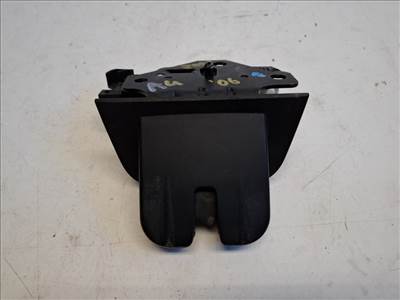Audi A4 kombi (8E B7) csomagtérajtózár (csomagtérajtó zár) 8E9827520A