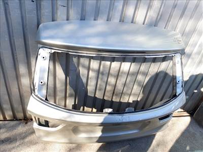 Bmw X3 (F25) csomagtérajtó