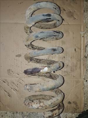 Suzuki Vitara Első Rugó