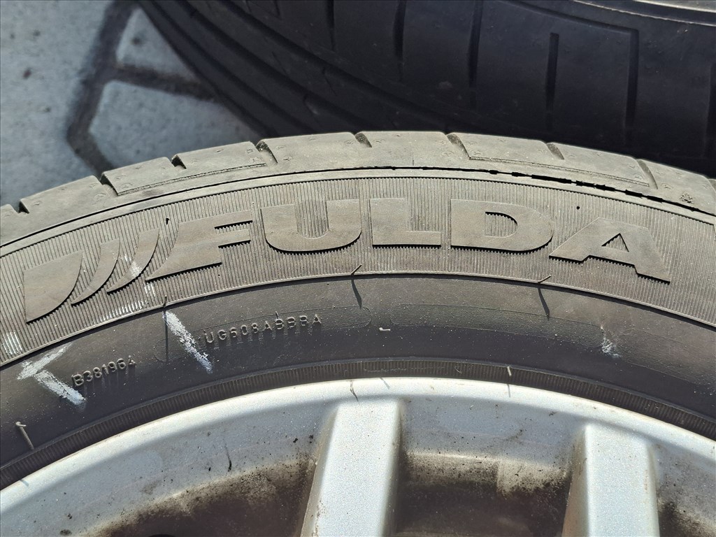  5x100 16" gyári alufelni, 205/55 Fulda nyári gumi szett (25497) 6. kép