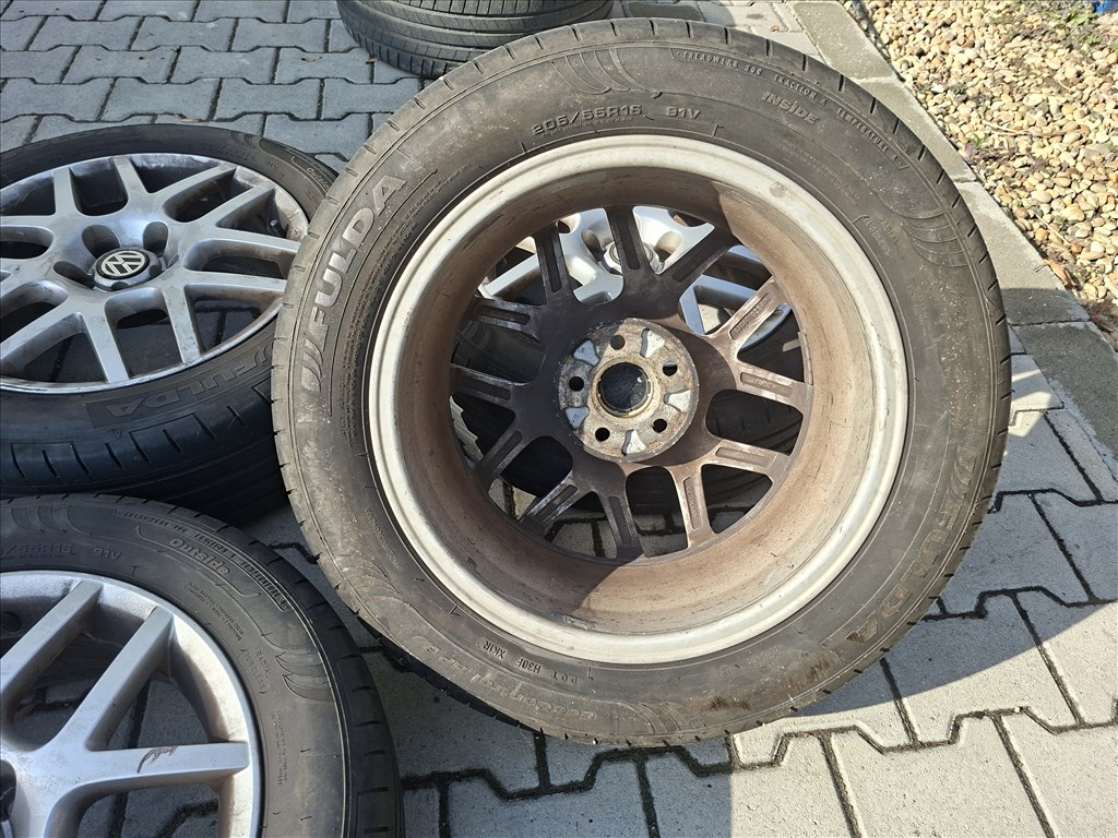  5x100 16" gyári alufelni, 205/55 Fulda nyári gumi szett (25497) 8. kép