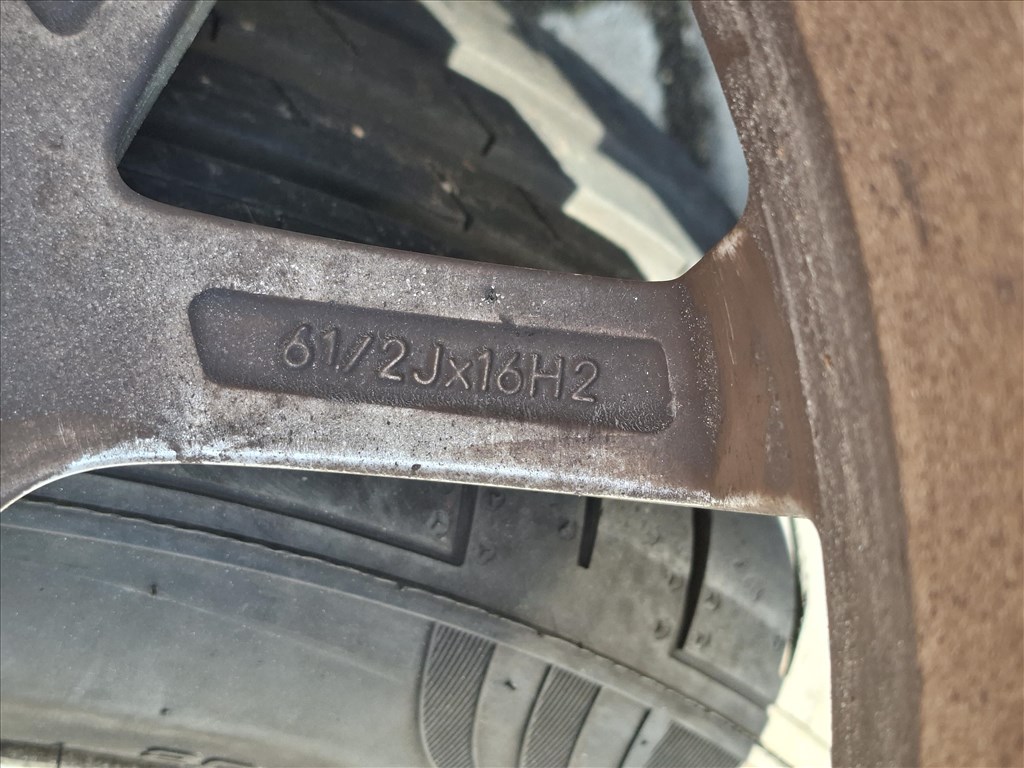  5x100 16" gyári alufelni, 205/55 Fulda nyári gumi szett (25497) 12. kép