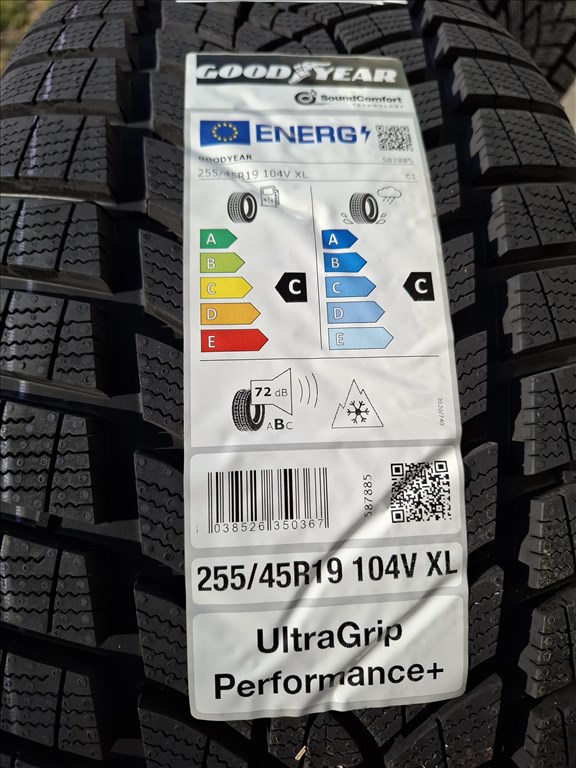 Új 255/4519" 104V Goodyear UltraGrip Performance+ T0 SCT  5. kép