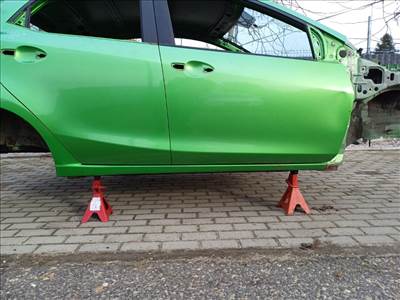 Mazda 2 5 ajtós jobb küszöb