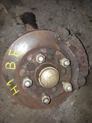 Hyundai H1 96-05 Bal Első Csonkállvány Kerékaggyal  Féknyereg