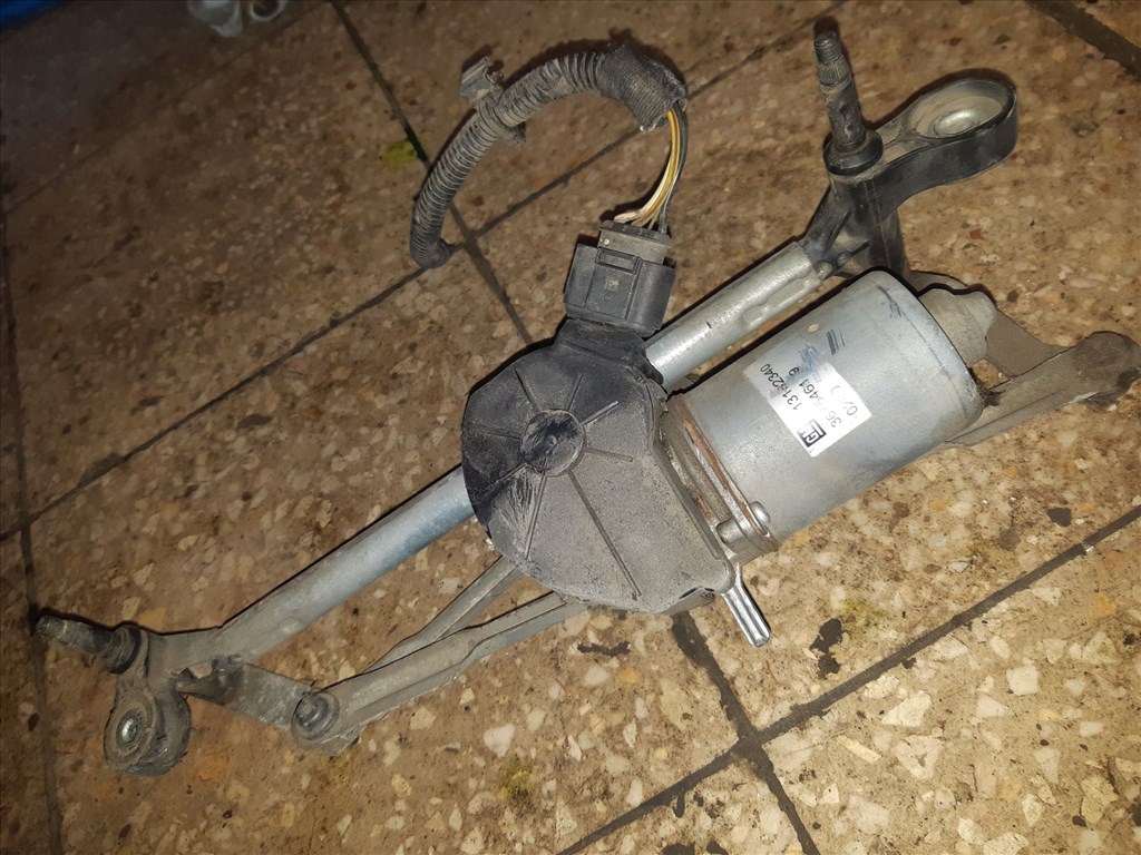 Opel Corsa D Elsõ Ablaktörlõ Motor ቛõ Ablaktörlõ Mechanika 13182340 1. kép