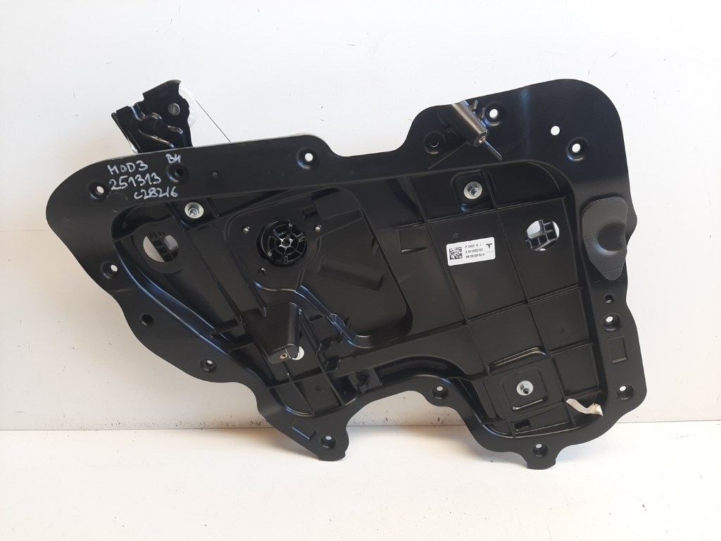 Tesla Model 3 bal hátsó Ablakemelõ szerkezet elektromos 109662299J 1. kép