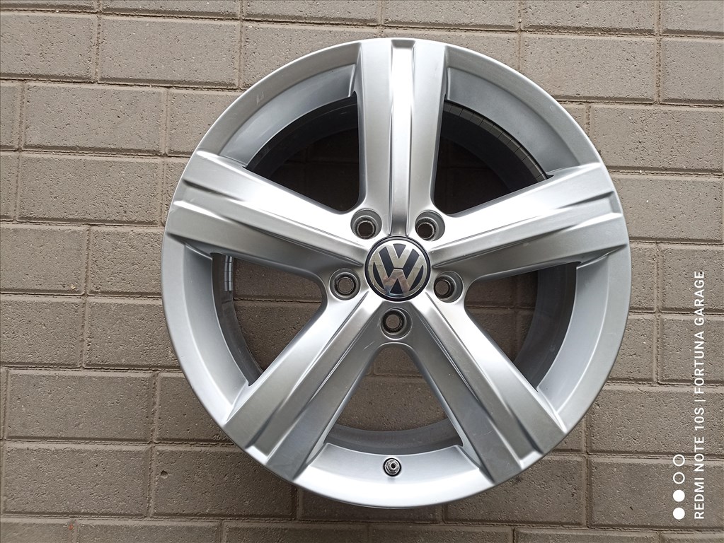 5x112 17" Volkswagen használt alufelni garnitúra 4. kép