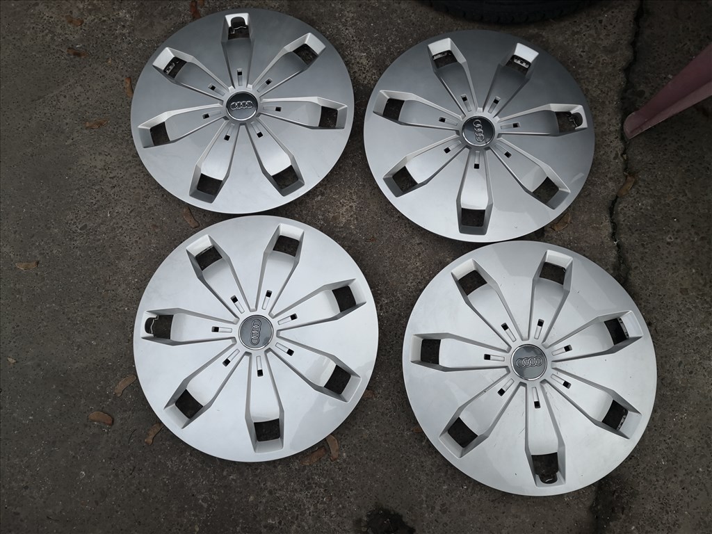 16-os Gyári Audi dísztárcsa 20000ft a 4db/47/ 3. kép