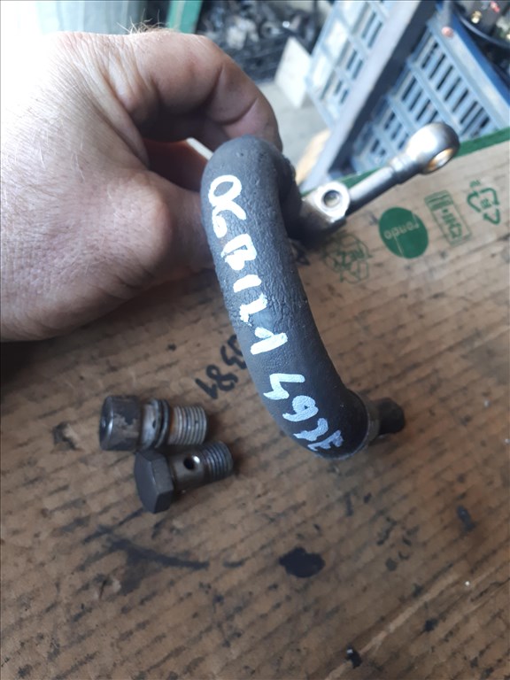 Audi A4 (B6) 1.8T , AVJ,  turbó olajzó csavarjával 06B 121 497 F 06b121497f 2. kép