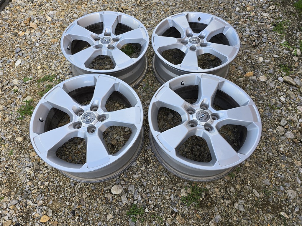 18-as,5x115-ös újszerű gyári Opel alufelni 1. kép