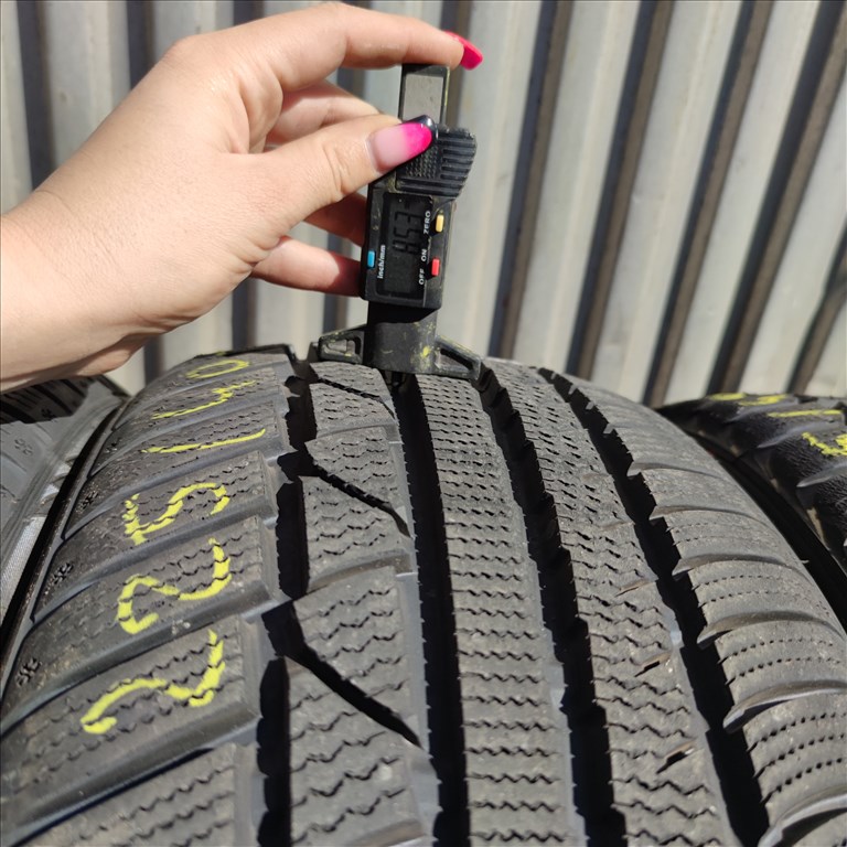 225/40 R18 Stratos téli gumi 99500ft a 4db/27/ 4. kép
