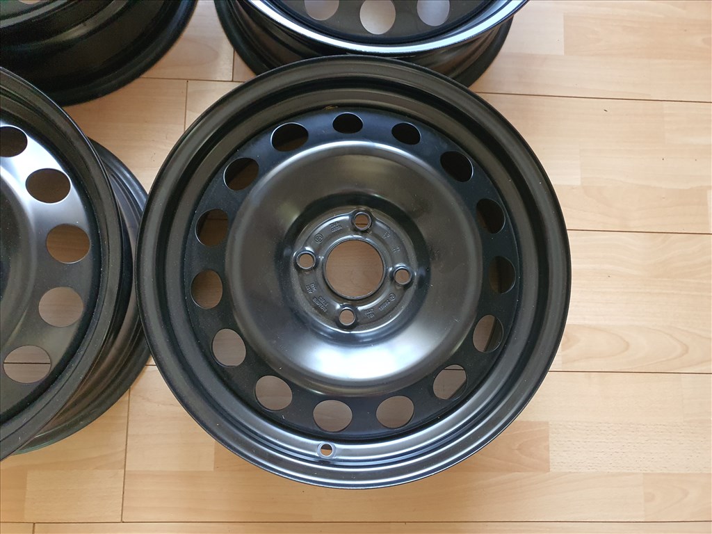 16"-os Ford Ecosport gyári lemezfelni 5. kép