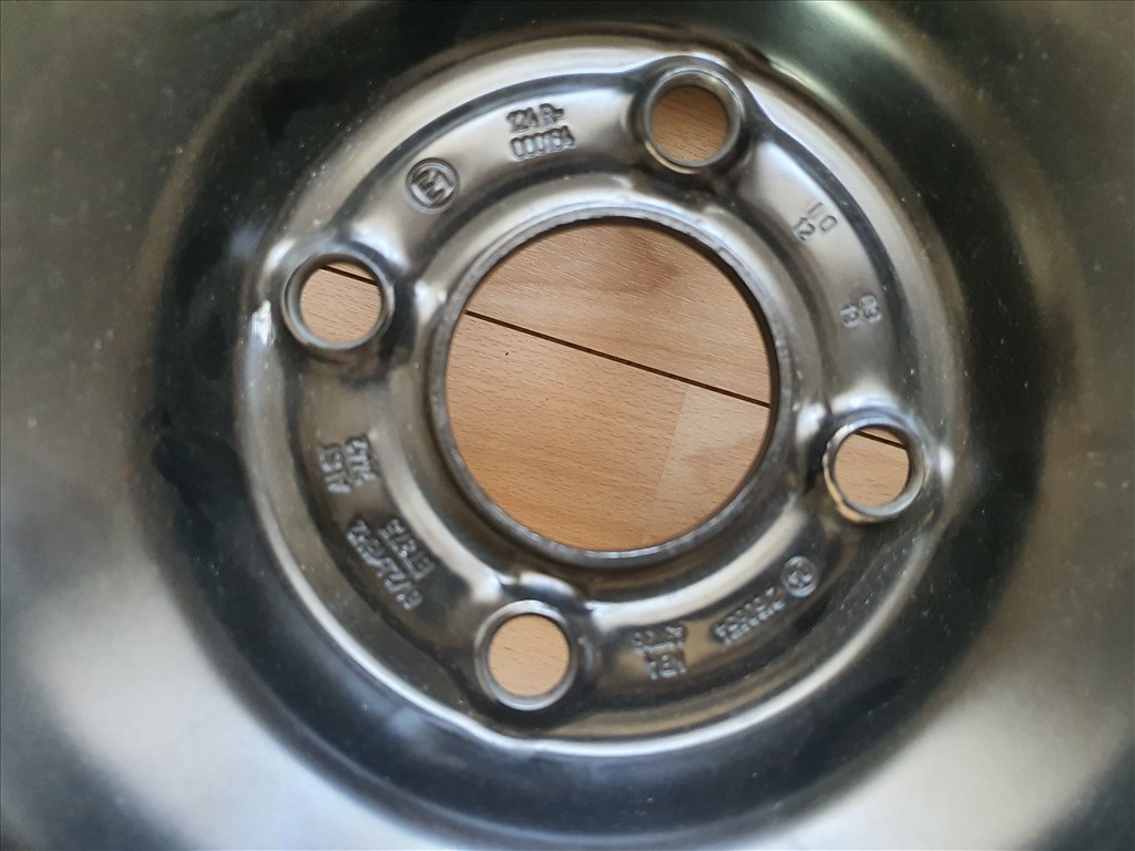 16"-os Ford Ecosport gyári lemezfelni 7. kép