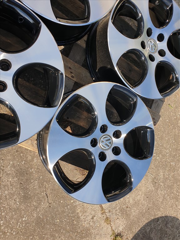 17" 5x112 Volkswagen Golf GTI 3. kép
