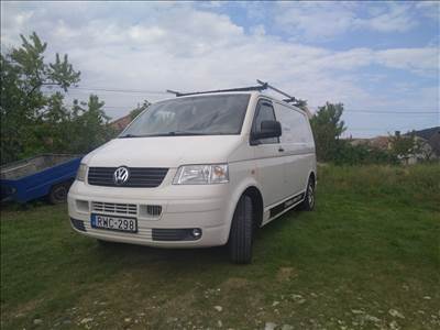 Eladó Volkswagen Transporter T5 haszonjármű