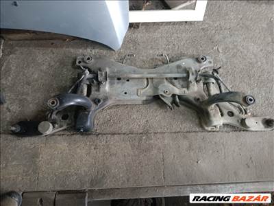 Mazda 3 (BK) első első bölcső 