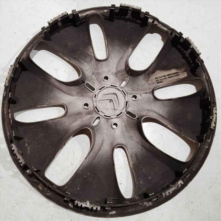 209537 Citroen C3 2010-2016 15"-os dísztárcsa (1db) a képen látható állapotban 9686533680 2. kép