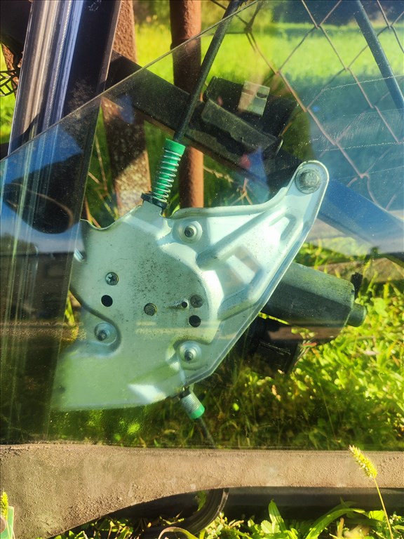 Audi A6 C5 ablakemelő szerkezet üveg 1997-2004 3. kép