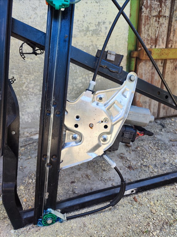 Audi A6 C5 ablakemelő szerkezet üveg 1997-2004 6. kép