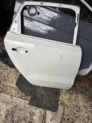 Volkswagen Polo V Jobb hátsó ajtó 6r4833312