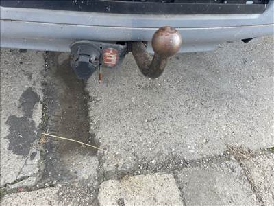 Seat Leon 2,4 b vonóhorog 