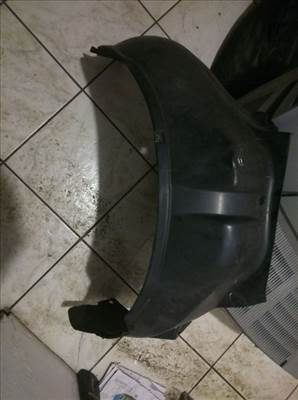 Audi 80 (B3 - 89) Kerékjárati műanyag dobbetét