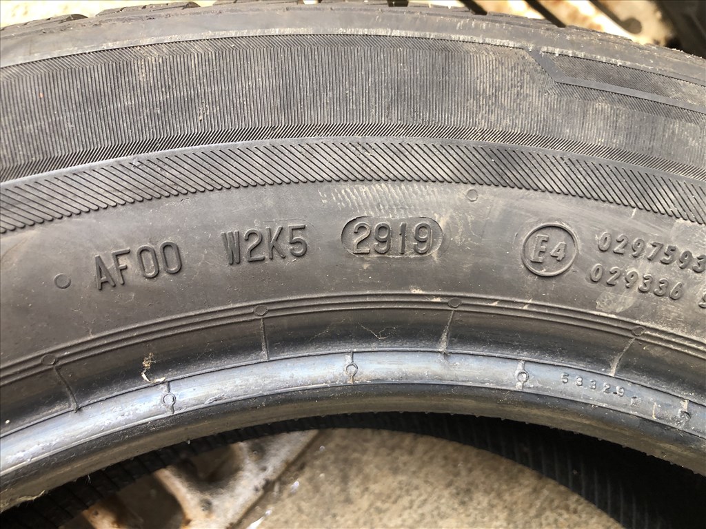  225/5517" újszerű Barum Polaris5 téli gumi 2db,7mm es minta 3. kép