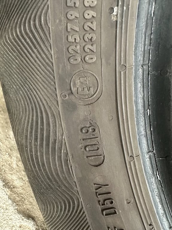  205/55 R16 Continental nyári gumi 5. kép