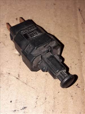 Opel Frontera A Pedál Kapcsoló 90 196 375