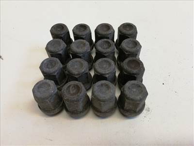 Ford B-max  Kerékanya