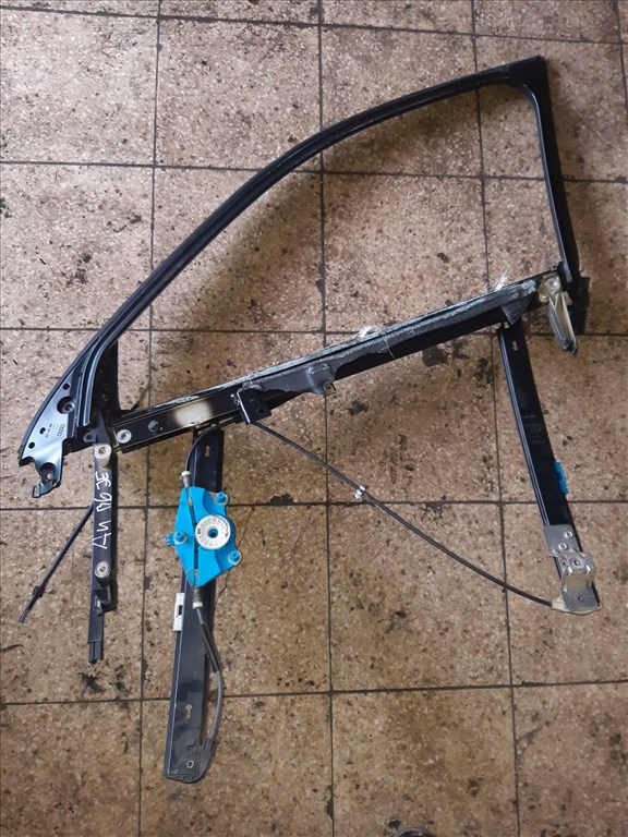 Audi A4 B6 Jobb Elsõ Ablakemelõ Szerkezet Elektromos 2. kép