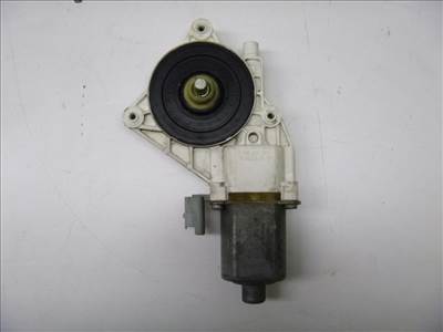 Nissan Micra (K12) jobb első ablakemelő motor 0130822203