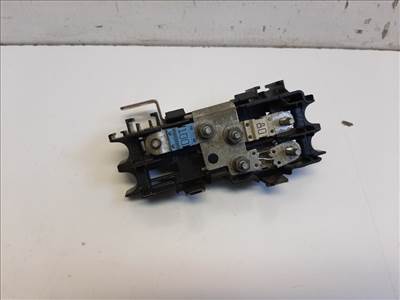 Opel Astra J  pozitívkábelelosztó