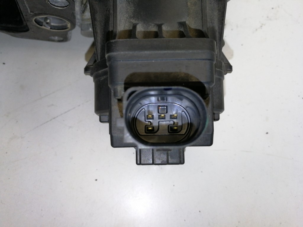 Opel Zafira Tourer  EGR szelep 55570005 4. kép