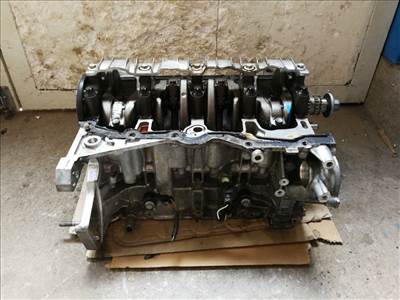 Renault Kadjar  motorblokk fûzött hengerfej nélkül 110116806R