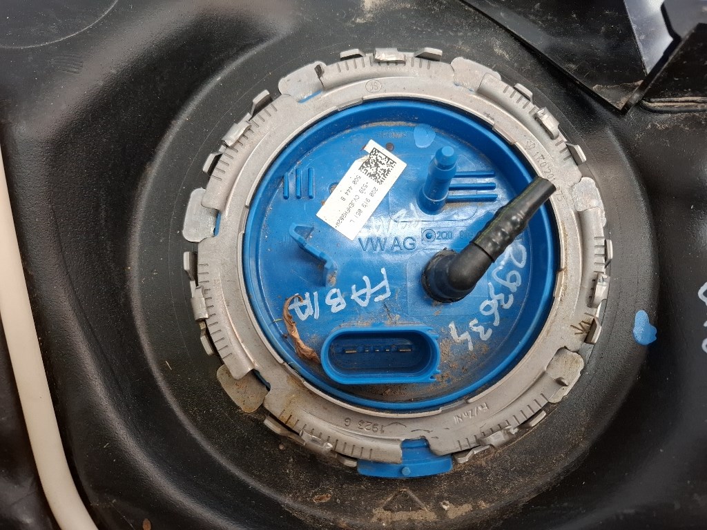 Skoda Fabia  üzemanyagszivattyú 2Q0919051L 1. kép