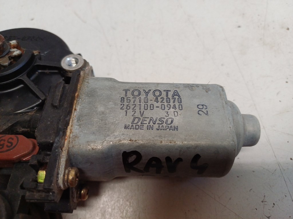 Toyota Rav 4 (XA20) bal hátsó ablakemelõ motor 8571042070 2621000940 3. kép