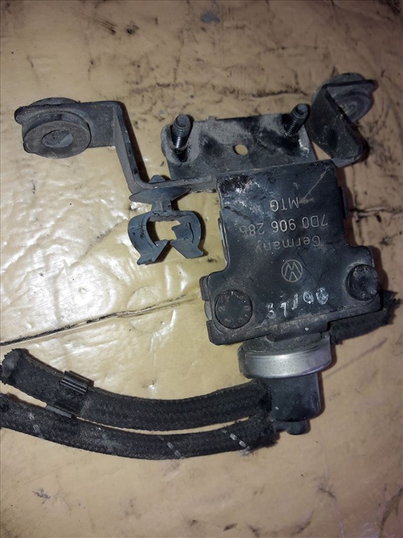 Volkswagen Transporter T4 91-03 Turbónyomás Szabályozó Szelep 1H0 906 627 2. kép