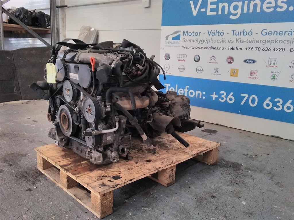 Audi A6 BPP bontott motor  3. kép