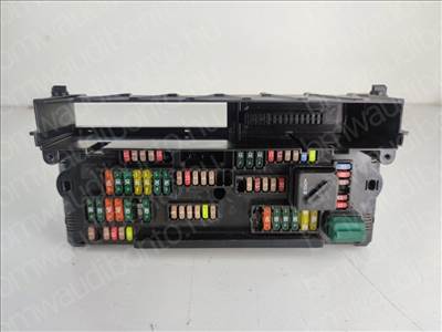 BMW 5 (F10) Biztosítéktábla (utastér) (9234421, 61149234421, 61149252815, 61149210861, 61149151320)